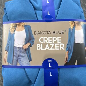 Dakota Blue Crepe Blazer Blue Large NWT